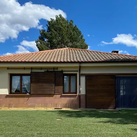 Casa Naturae * Pineda de la Sierra